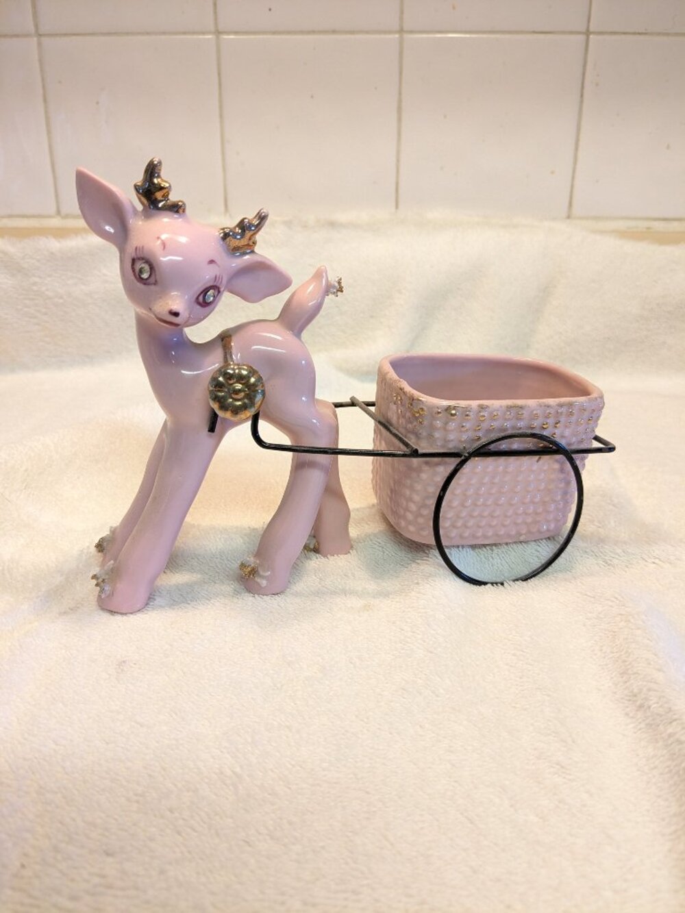 Lefton's Figurine Porcelain Deer With Wagon 1950-1960